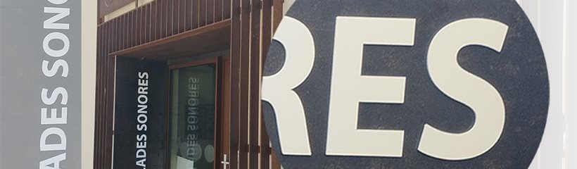 Des lettres reliefs pour le point accueil touristique de Saint-Jean-du-Bruel !